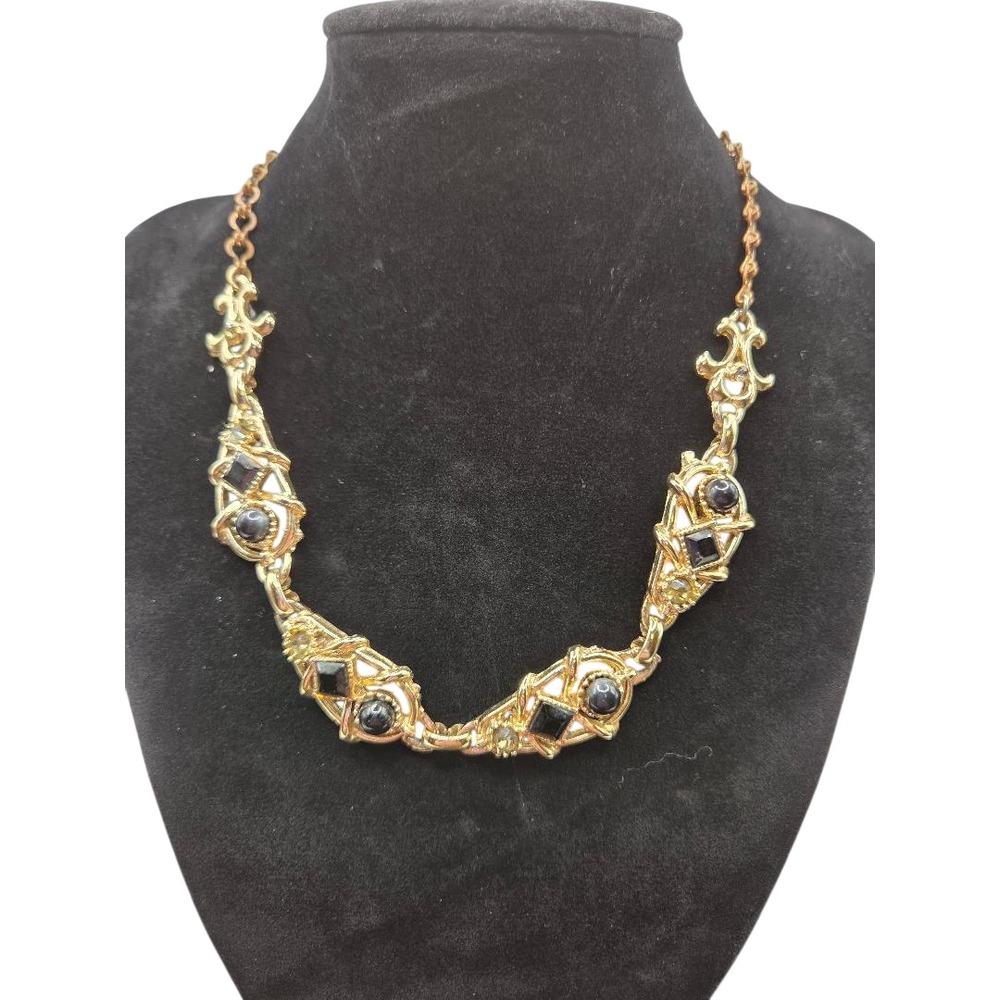 Gold‑Tone Filigree Necklace Ornate Links Black Glass Unmarked Statement Piece